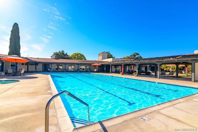 16656 Orilla Dr, San Diego CA: https://media.crmls.org/mediaz/f6eeffad-9ac5-4a9e-a7e6-b972e4c81ebb.jpg
