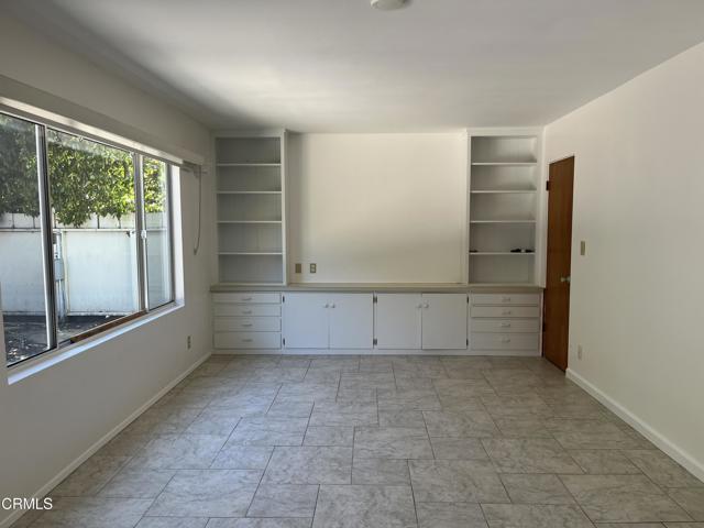 Detail Gallery Image 3 of 38 For 2827 Pierpont Bld, Ventura,  CA 93001 - 4 Beds | 4 Baths