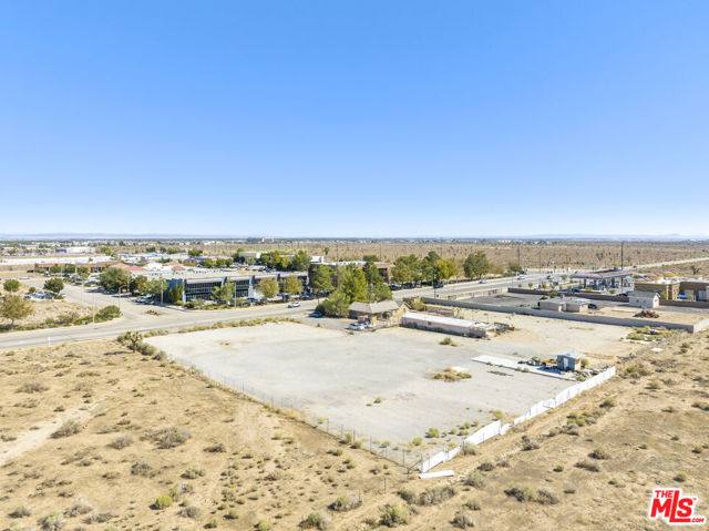  Commercial for Sale in Palmdale, California