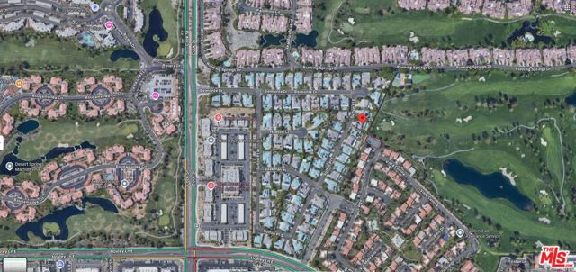 44 E Sutton Place, Palm Desert CA: https://media.crmls.org/mediaz/f6ef72aa-9639-4360-acd3-a72028aee651.jpg