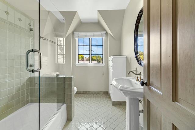 8 Los Laureles Avenue, Salinas CA: https://media.crmls.org/mediaz/f6efe78f-78f8-44e4-a851-7d9c170ea6ff.jpg