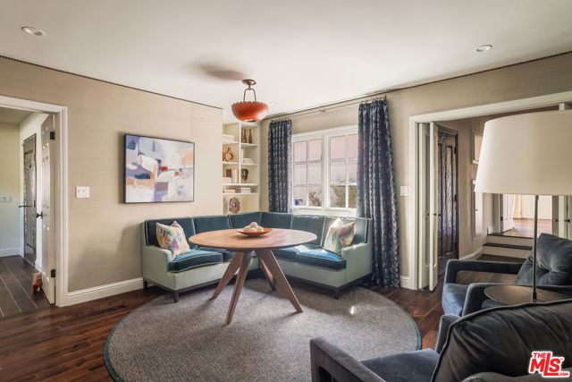 2770 La Castana Drive, Los Angeles CA: https://media.crmls.org/mediaz/f6f001c7-f03d-4319-8aaa-c7448a129412.jpg