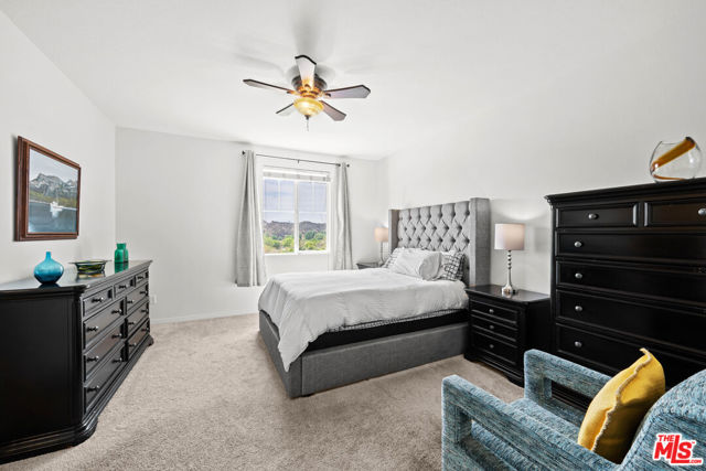 28504 Pietro Drive, Valencia CA: https://media.crmls.org/mediaz/f6f021ce-b44d-45bf-825f-ea9b9a927eaa.jpg