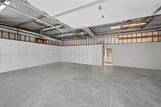 31619 21 Via Puerta Del Sol, Bonsall CA: https://media.crmls.org/mediaz/f6f100fb-3bd7-4eba-bdd9-0dc3a2f78ca3.jpg
