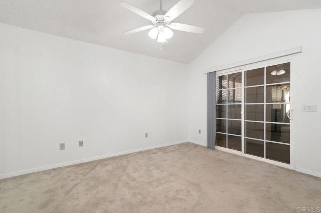 2412 Heatherwood Court, Escondido CA: https://media.crmls.org/mediaz/f6f156b4-8334-412c-b3c2-aab65c391744.jpg