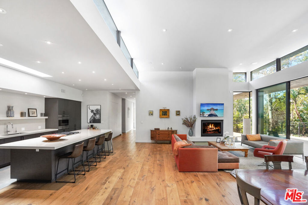 MLS #26875177 image #9