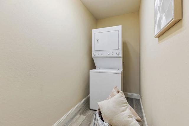 31 Del Mesa Carmel, Carmel CA: https://media.crmls.org/mediaz/f6f25784-3da0-4ea4-8ec2-53cd72da3573.jpg