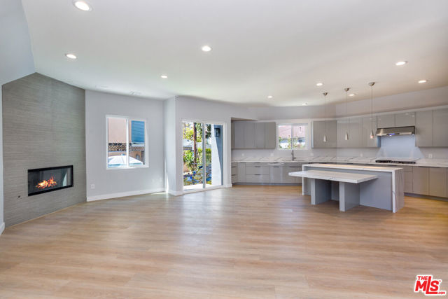2143 Kerwood Avenue, Los Angeles CA: https://media.crmls.org/mediaz/f6f258f7-b670-43f0-a3c6-34e0efb5c1d8.jpg