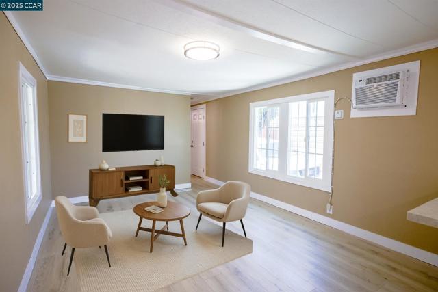 4400 Gateway Road Spc. 54, Bethel Island CA: https://media.crmls.org/mediaz/f6f32743-ade1-493c-a276-39d1f2703ed5.jpg