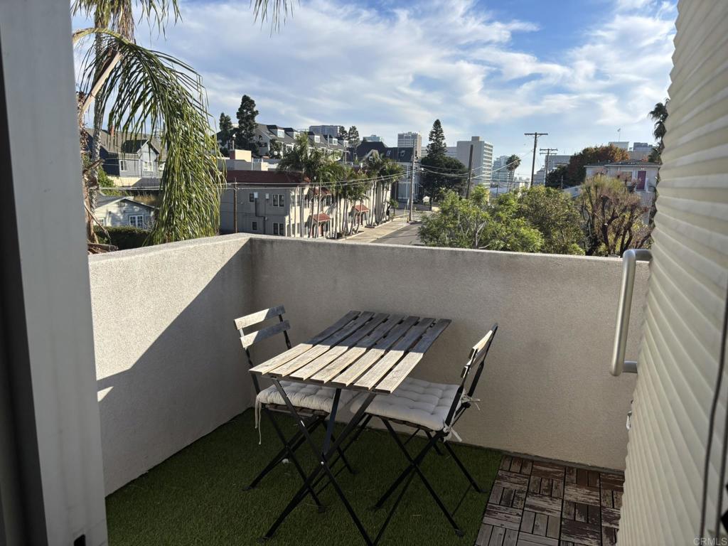 2064 2nd Avenue - photo 12