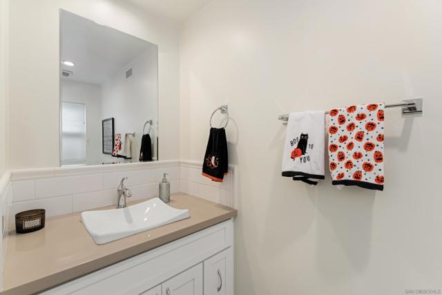 1251 Savoy St, San Diego CA: https://media.crmls.org/mediaz/f6f52438-b8ea-42f2-9796-414f21953c9e.jpg