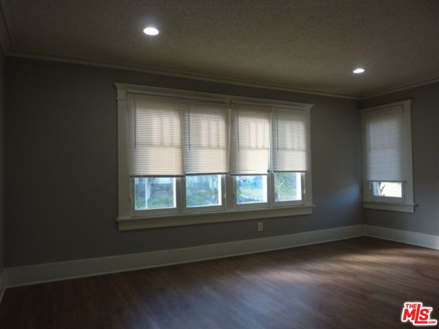 1330 Crenshaw Boulevard, Los Angeles CA: https://media.crmls.org/mediaz/f6f535ba-3fcb-4ebb-b82b-45d7fc60208b.jpg
