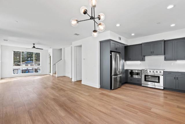 939 Woodside Road, Redwood City CA: https://media.crmls.org/mediaz/f6f66779-93b3-4e3a-ab3e-9134767a7485.jpg