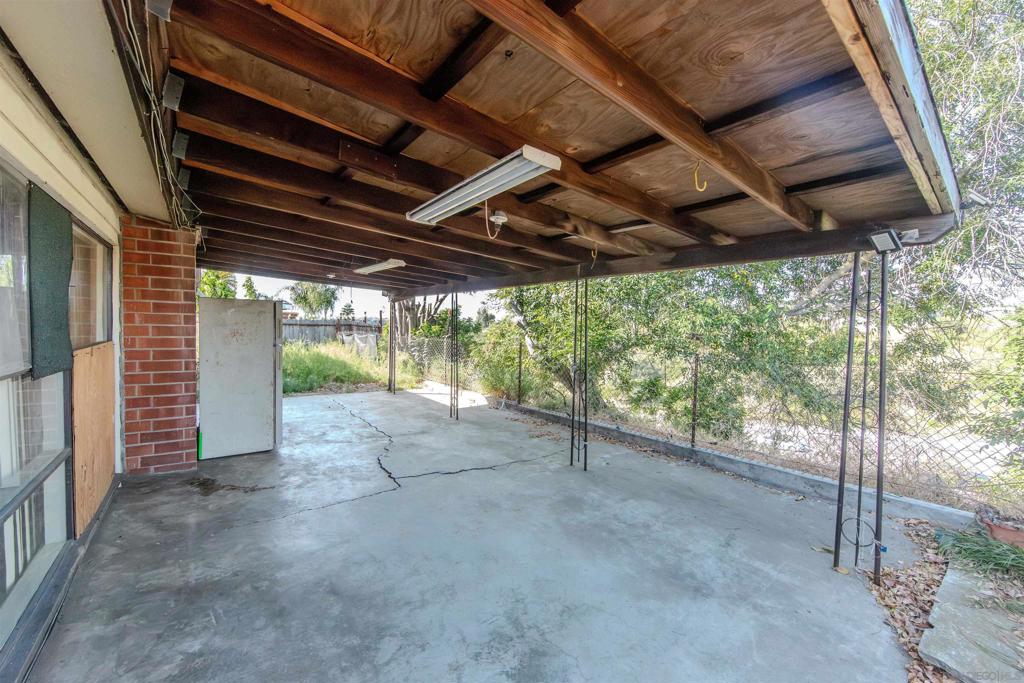 2564 Marathon Dr - photo 17