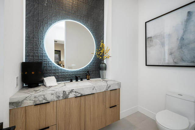 160 Kiva Drive, Palm Desert CA: https://media.crmls.org/mediaz/f6f7282b-9473-4ab6-9c0f-736956abe31d.jpg