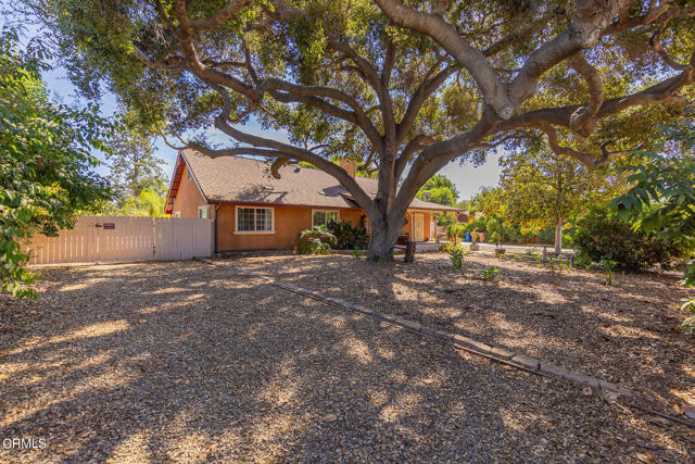 Detail Gallery Image 2 of 41 For 1110 El Centro St, Ojai,  CA 93023 - 3 Beds | 2 Baths