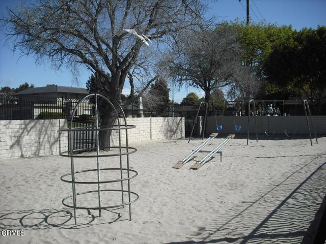 2607 Spinnaker Avenue, Port Hueneme CA: https://media.crmls.org/mediaz/f6f9a43e-d88b-4d67-bd8a-dfc61c0ba20e.jpg