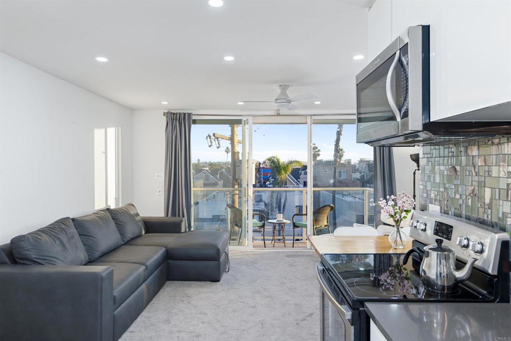 725 Redondo Court - photo 11