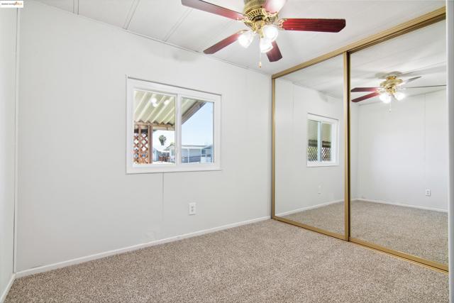 301 Alcott Ct, Bethel Island CA: https://media.crmls.org/mediaz/f6fb7a8f-1020-4fdd-8aad-aa3e49ce3b03.jpg