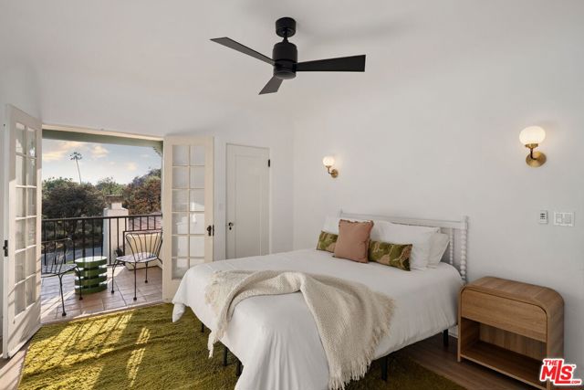 950 N Holliston Avenue, Pasadena CA: https://media.crmls.org/mediaz/f6fc33d1-8e31-49fb-a0cd-d61081606760.jpg