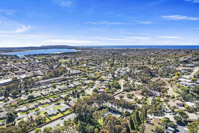 4859 Bella Pacific Row, San Diego, California 92109, 2 Bedrooms Bedrooms, ,2 BathroomsBathrooms,Condominium,For Sale,Bella Pacific Row,250019894SD