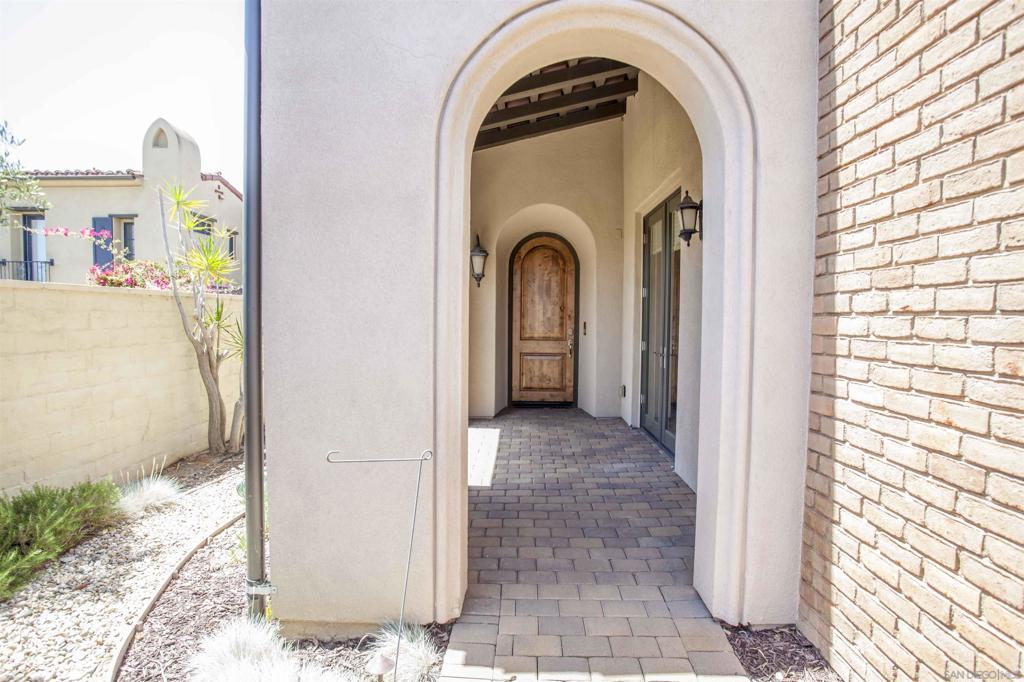 MLS #250040381SD image #41