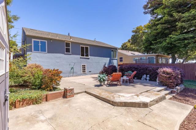 519 Park Boulevard, Millbrae CA: https://media.crmls.org/mediaz/f7002564-7507-434e-9e1c-0784bdb99a79.jpg