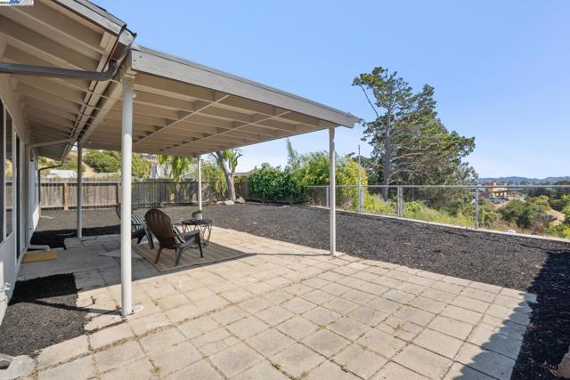 1165 Amend St, Pinole CA: https://media.crmls.org/mediaz/f70184cd-6460-4719-b972-a7c34e403ca2.jpg
