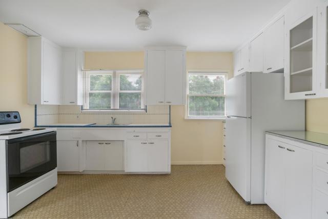 Detail Gallery Image 14 of 33 For 135 4th St, Encinitas,  CA 92024 - 2 Beds | 1 Baths