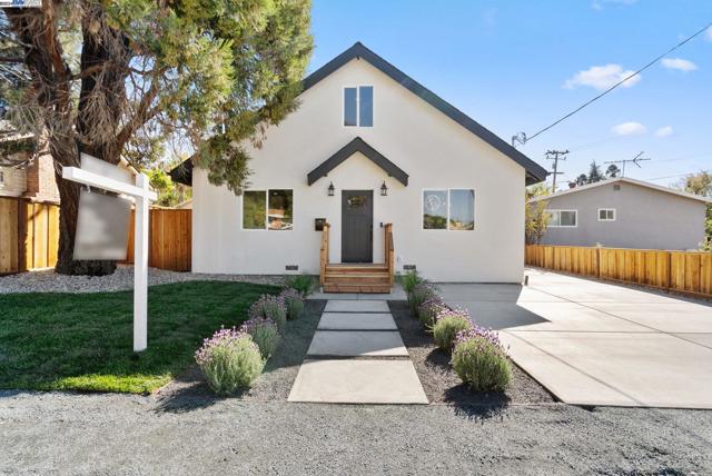 Details for 4008 Edgemoor Pl, Oakland, CA 94605