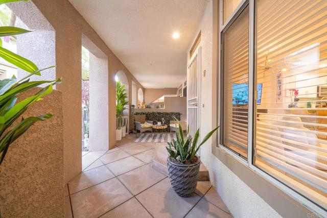 Detail Gallery Image 10 of 48 For 12604 Carmel Country Rd #17,  San Diego,  CA 92130 - 2 Beds | 2/1 Baths