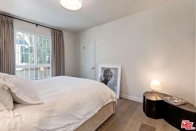 874 Hammond Street, West Hollywood CA: https://media.crmls.org/mediaz/f704331a-b763-47b4-ab64-b4fc68e9993a.jpg