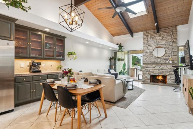 Detail Gallery Image 3 of 33 For 13426 the Sq, Poway,  CA 92064 - 2 Beds | 2 Baths