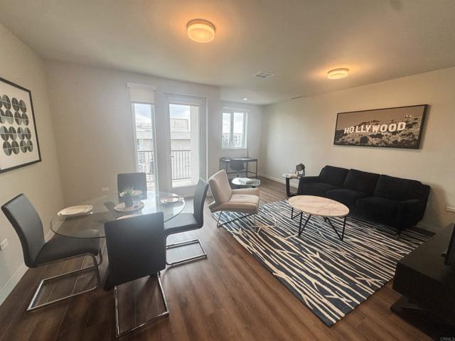Detail Gallery Image 2 of 20 For 1818 N Cherokee Ave #504,  Hollywood,  CA 90028 - 1 Beds | 1 Baths