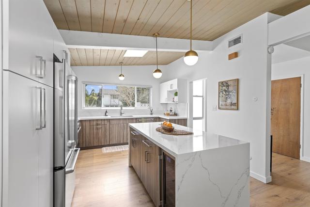 5152 College Gardens Court, San Diego CA: https://media.crmls.org/mediaz/f707adb3-2080-45df-9f34-d69fc120dfd8.jpg