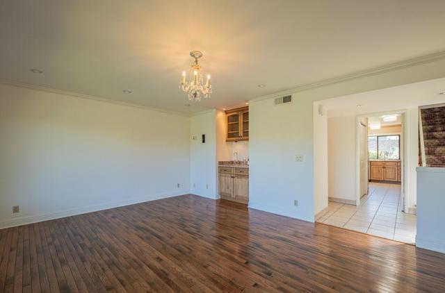 3850 Rio Road, Carmel CA: https://media.crmls.org/mediaz/f707f23b-3eb9-4999-b9a7-8fa6ac38e90f.jpg