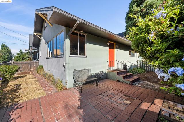 Image 6 of 34 For 2344 Fulton St