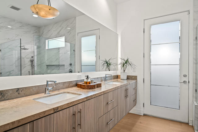 188 Blue Moon Drive, Palm Springs, CA 92262