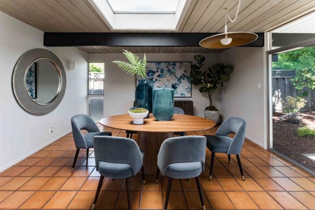 779 Holly Oak Drive, Palo Alto CA: https://media.crmls.org/mediaz/f708bcf6-527e-45da-9f94-122a67929241.jpg