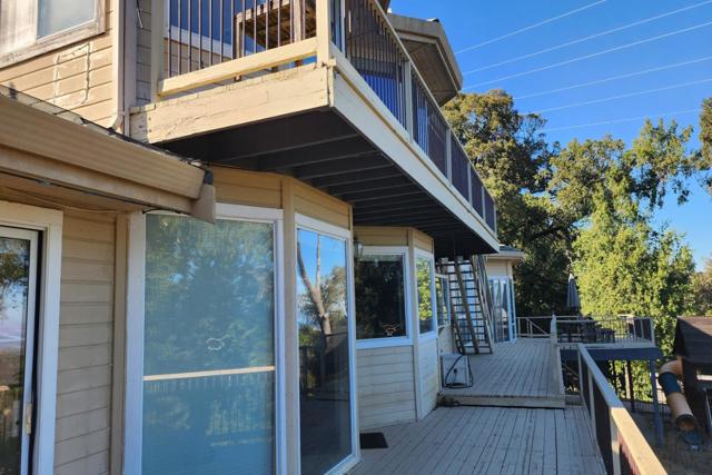 245 Heacox Road, Woodside CA: https://media.crmls.org/mediaz/f708c7fb-7179-40cc-8e2c-dca1fd1e3040.jpg