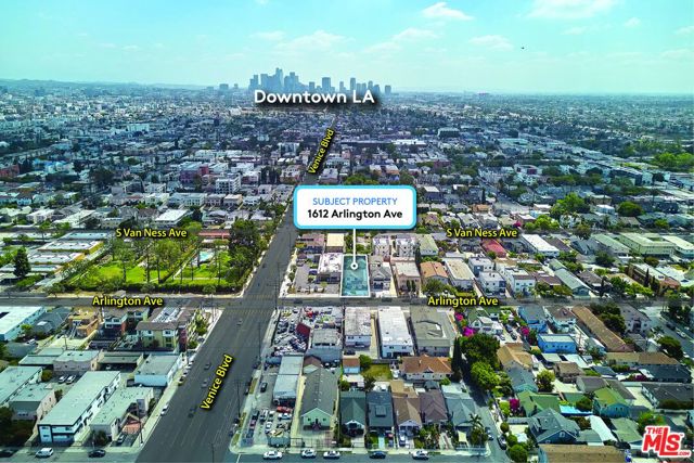1612 Arlington Avenue, Los Angeles CA: https://media.crmls.org/mediaz/f709f2ae-ae68-4ab6-99b0-3723674cbc2b.jpg