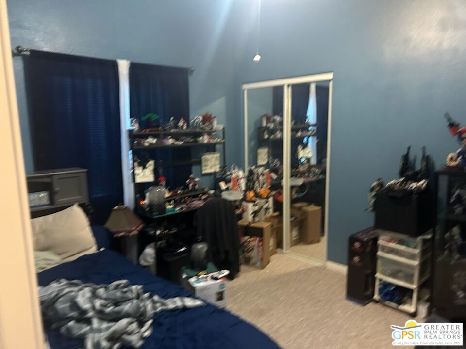 https://media.crmls.org/mediaz/f70a85bb-a635-4434-b68a-87ddc4e2bcf0.jpg?preset=X-Large