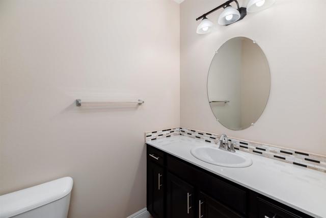 Detail Gallery Image 34 of 51 For 3722 Bergen Peak Pl, Carlsbad,  CA 92010 - 3 Beds | 2/1 Baths