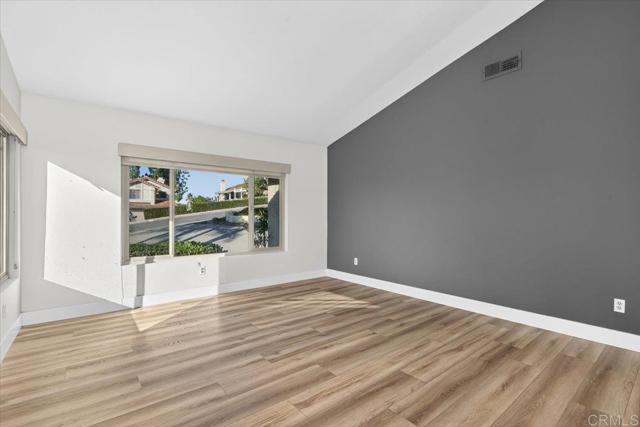 Detail Gallery Image 26 of 42 For 135 Neptune Pl, Escondido,  CA 92026 - 3 Beds | 2 Baths