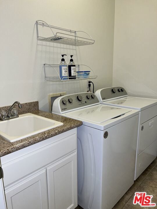 49706 Wayne Street, Indio CA: https://media.crmls.org/mediaz/f70be50c-6efa-4364-bd23-62ac4fa99ad9.jpg