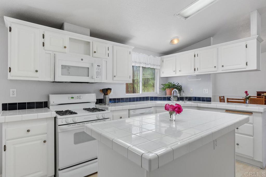 1401 El Norte Pkwy - photo 15