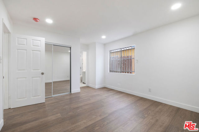 1346 E 83rd Street, Los Angeles CA: https://media.crmls.org/mediaz/f70ce514-ad34-4ef9-9897-b83ca3b2eba2.jpg