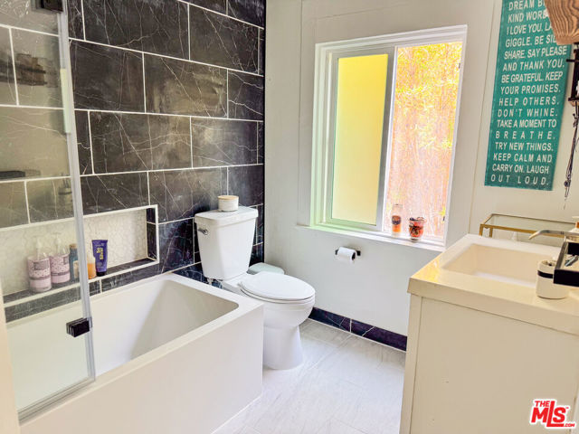 346 Laveta Terrace photo 41