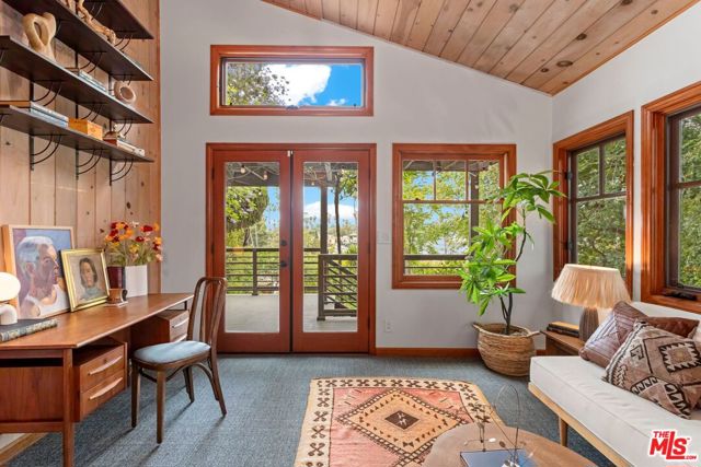 1409 Waterloo Street, Los Angeles CA: https://media.crmls.org/mediaz/f70dd16b-ae92-4463-b07e-a4319cb81005.jpg