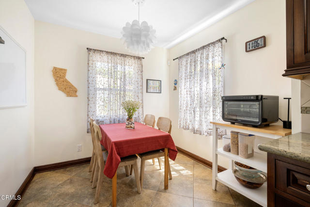 Detail Gallery Image 15 of 45 For 2175 Las Lunas St, Pasadena,  CA  - 3 Beds | 2 Baths